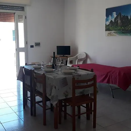 Trilocale Ll07 A 300m Dal Mare Apartamento *